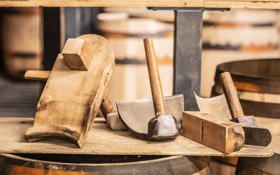 Les gestes et outils de la tonnellerie