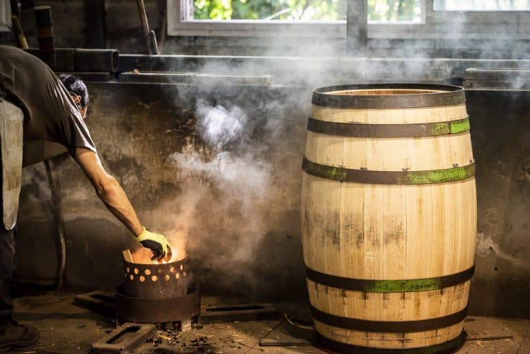 L'atelier de chauffe Tonnellerie Baron