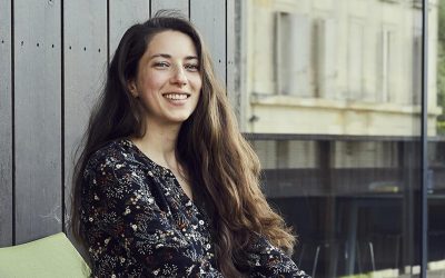RETRATO DE RAPHAËLLE REEVES-RIBIÈRE, GERENTE DE QSE EN EL TONNELLERIE BARON